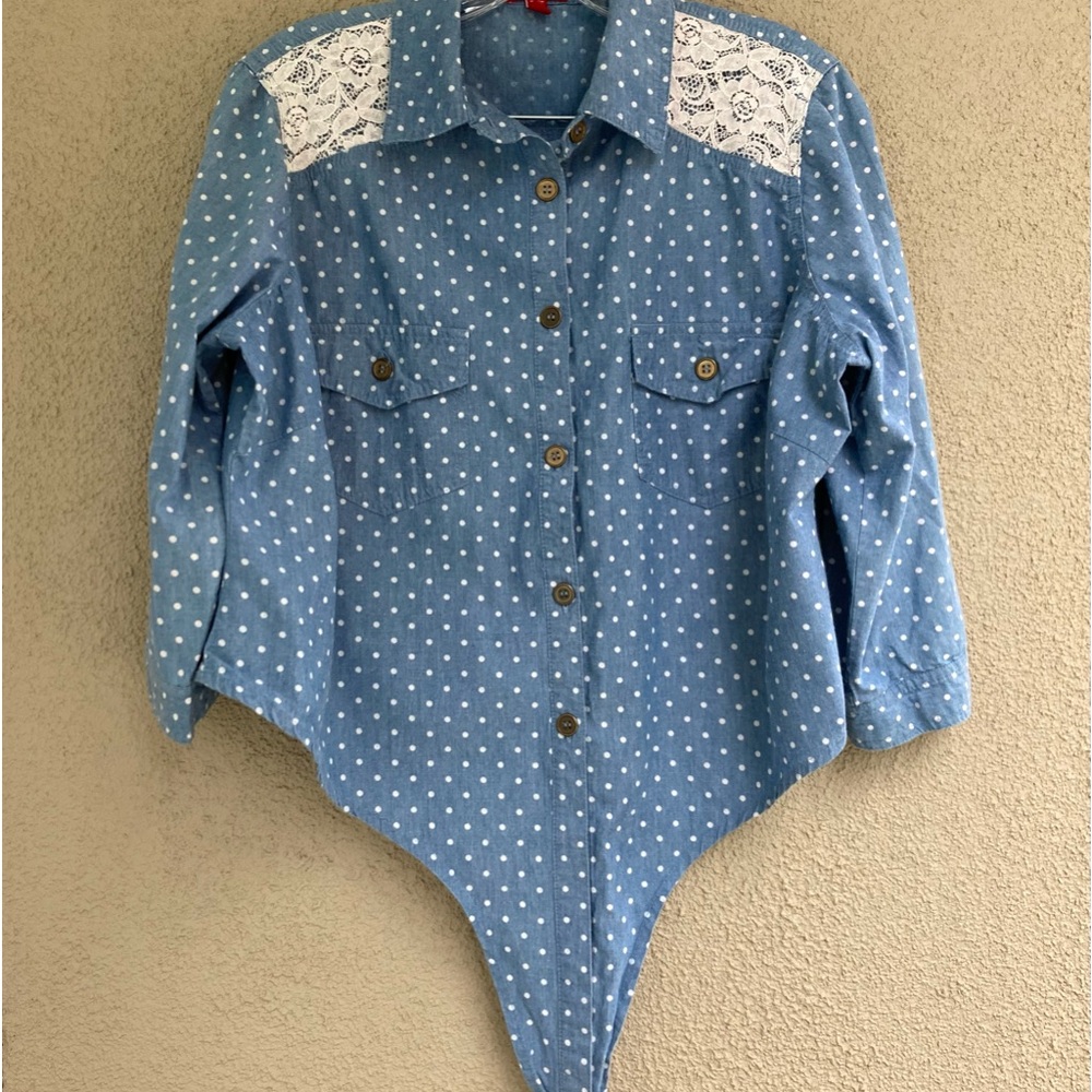 Bongo cropped,Blue Polka Dot Lace Shoulder Shirt